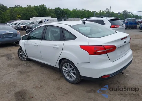2018 Ford Focus Se z USA, uszkodzony, nr VIN 1FADP3F24JL247003